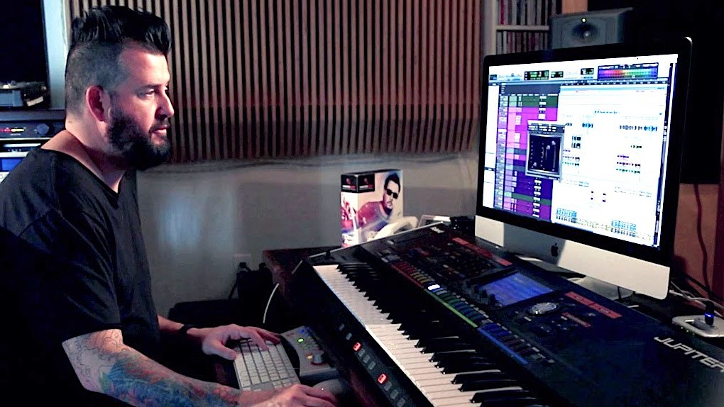 Producer/remixer Dave Aude image