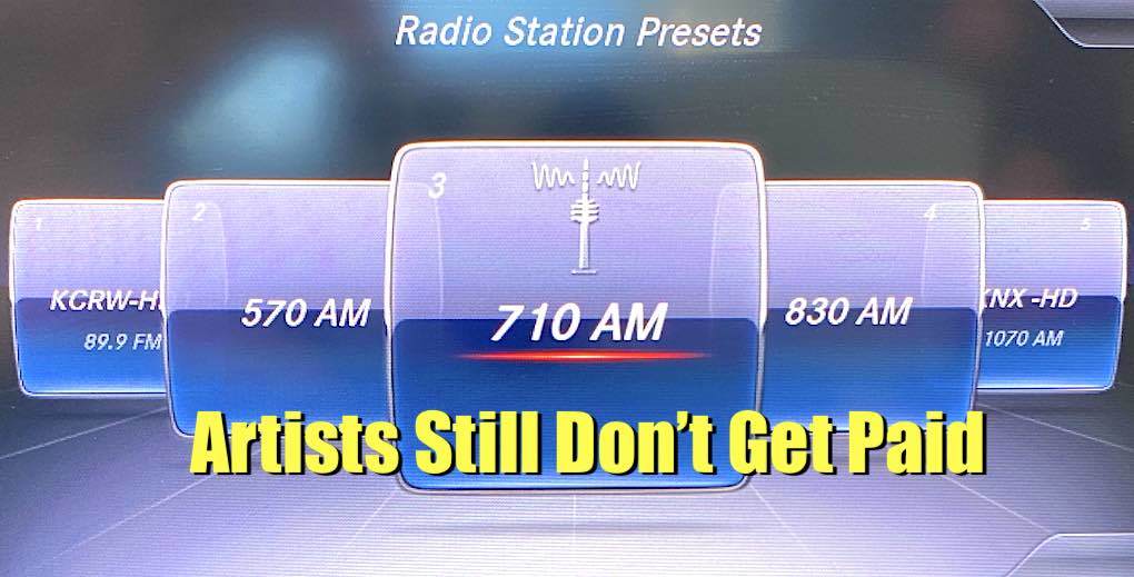 US doesn't pay for radio airplay image