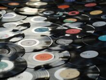 vinyl album sales